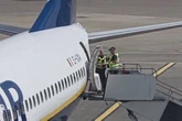 Police board Ryanair flight at Edinburgh Airport after passenger becomes 'disruptive'