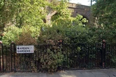 Knifeman still at large after man, 44 stabbed to death in London in broad daylight horror