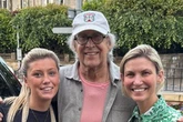 Hollywood legend Chevy Chase visits UK gastropub - as onlookers share reason why