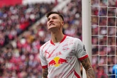 Benjamin Sesko's diet sees Man Utd target smash four fried eggs for breakfast every day
