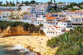 Expat in Portugal issues 'catastrophic' warning to UK tourists who face 'disaster'