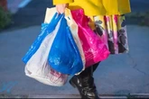 UK retailer sales rise as heatwaves help drive shoppers to high street