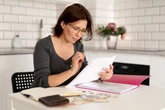 UK households who pay energy bill urged to make one phone call for £500