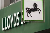 Lloyds Bank issues £100 perk to thousands of customers who earn certain amount