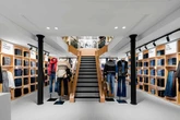 Gap back on UK high streets as pictures inside first store emerge