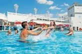 UK tourists with children warned to stay indoors between 11am and 3pm