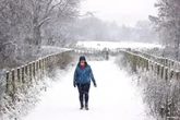 UK faces 400-mile snow bringing '2cm every hour' through one day next week