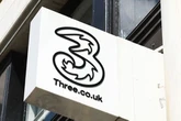 Three Mobile 'killing off' sick customers with UK households warned