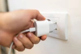 Jet2, TUI, Ryanair, Easyjet passengers warned over packing plug adaptors