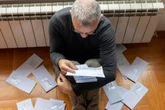Anyone on standard energy tariff urged to act with 22 million households at risk