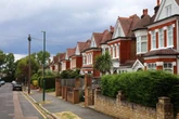 HMRC issues warning to thousands of UK households with children 'between two ages'