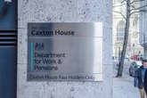 DWP handing free £901 payment to UK households 'who score 100 per cent'