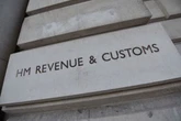 HMRC issues warning to 'everyone' in a UK household over five-minute form