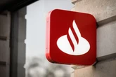 Santander customers urged to withdraw £1 from their bank accounts this week