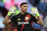 Emi Martinez receives brutal putdown as PSG favourite lashes out at antics