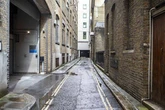 Exact times you can legally park on double yellow lines - and when you can't