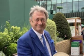 Alan Titchmarsh says spring blooms will be 'stunning' if you plant bulbs now