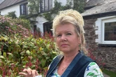 Family of 10 'eat everything then refuse to pay £328 bill'