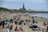 Exact date Azores High could bring heatwave back to UK as Met Office says 'warm and dry'