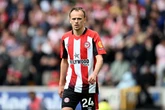 Aston Villa could take transfer advantage of uncertainty at Premier League rivals
