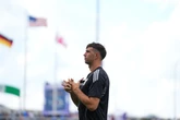Emi Martinez transfer update as Man United make big decision