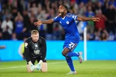 Ricardo Pereira disagrees with Chris Davies after 'very lucky' Birmingham City decision