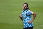 Hassan Ali steals the show with six wickets and hat-trick as Bears dismantle Derbyshire