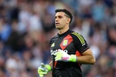 Aston Villa receive Emi Martinez transfer plea amid Man Utd, Barcelona and Saudi 'offers'