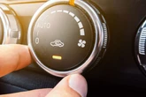 Drivers urged to follow little-known air con rule during 33C heatwave