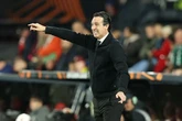 Unai Emery disagrees with Robin van Persie about Aston Villa after major referee claim