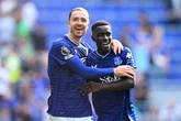 Jack Grealish sends reminder to Pep Guardiola as Aston Villa icon helps create Everton history