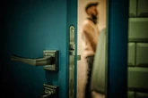 Change in your urine could indicate dementia decades before symptoms
