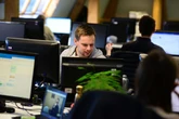 Lawyer shares rules on leaving work if it's 'too hot'