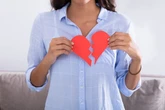 Relationship expert warns over 'summer split ups' due to one major seasonal factor