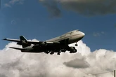 UK lifts ban of major airline after five years