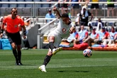 Jobe Bellingham off the mark for Borussia Dortmund and Inter Milan leave it late
