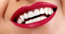 £25 teeth whitening powder 'wins over' doubtful sceptics with quick stain removal