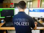 Wegen systematischen Cybermobbings Polizei geht gegen kriminelle Vereinigung vor und führt Razzia durch