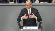 Generaldebatte im Bundestag Reichinnek wirft Merz „zynische, widerliche Politik“ und „Armenhass“ vor