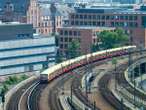 Bauarbeiten an der Berliner S-Bahn Schienenverkehr zwischen Tiergarten und Friedrichstraße unterbrochen