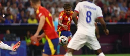 Traumtor von Teenie Yamal Spanien führt verdient – Frankreich rennt an und bringt Griezmann