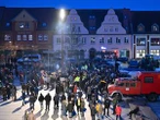 Lokalreporter mit Ei beworfen Demonstrierende in Lübben greifen Politik und Medien an