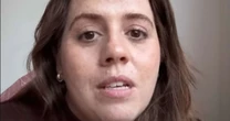 Tati Machado fala sobre morte do filho pela 1ª vez e se emociona em forte relato: 'Não é algo que se cura'. Vídeo