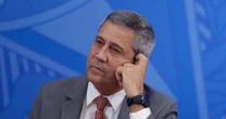 Em meio a plano de golpe, general sugeriu a Bolsonaro colocar Braga Netto na Defesa, diz TV