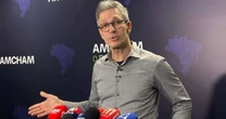 Zema diz que quem votar em Flávio Bolsonaro entregará eleição a Lula; Caiado pede união contra o PT