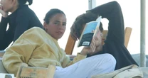 Lançado em 2017 e escrito por pastor e teólogo dos EUA: o livro provocativo e transformador sobre fé escolhido por Bruna Marquezine e Shawn Mendes em café da manhã na praia