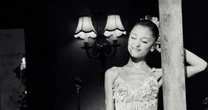 Metade do novo álbum de Ariana Grande, "petal", terá conteúdo explícito; veja a lista de faixas