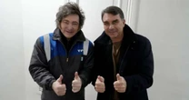 Milei virá ao Brasil para apoiar Flávio Bolsonaro