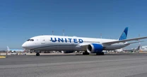 Boeing da United com destino a Roma faz pouso de emergência
