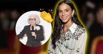 Bruna Marquezine exibe sorrisão e estilo casual chic para prestigiar Fernanda Montenegro em pré-estreia de 'Vitória'